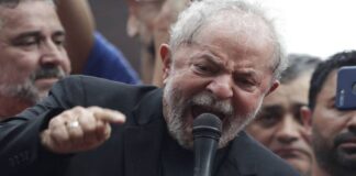 Lula Silva usou colete prova balas