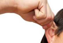 Professora condenada a pagar multa por puxar orelhas